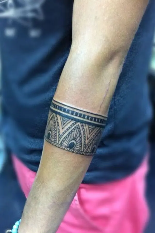 Coole Armband Tattoos For Guys